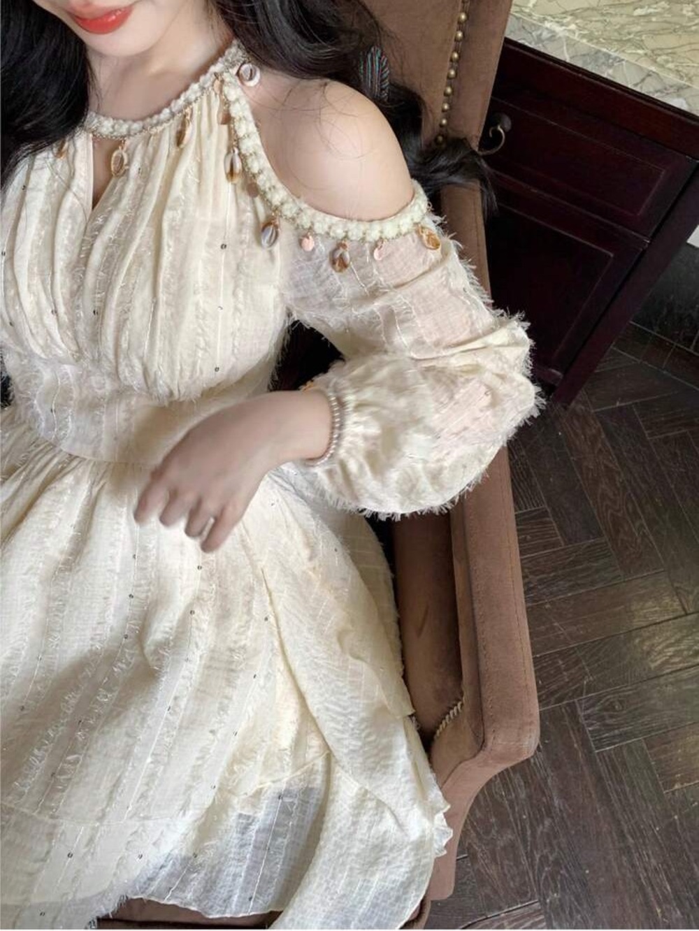 Elegant Cream Cold-Shoulder Layered Dress - Picture 6 of 8